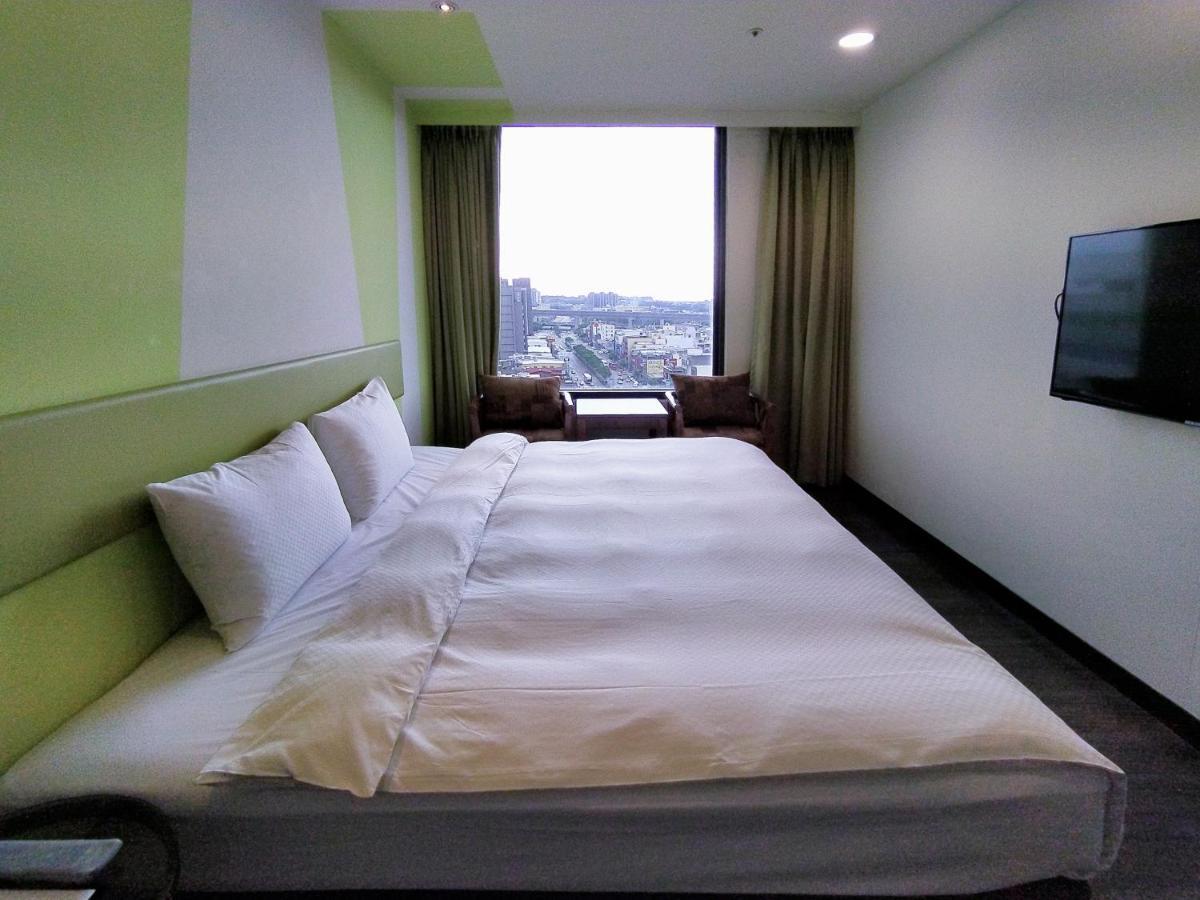 Hotel J Taoyuan Pingzhen Esterno foto