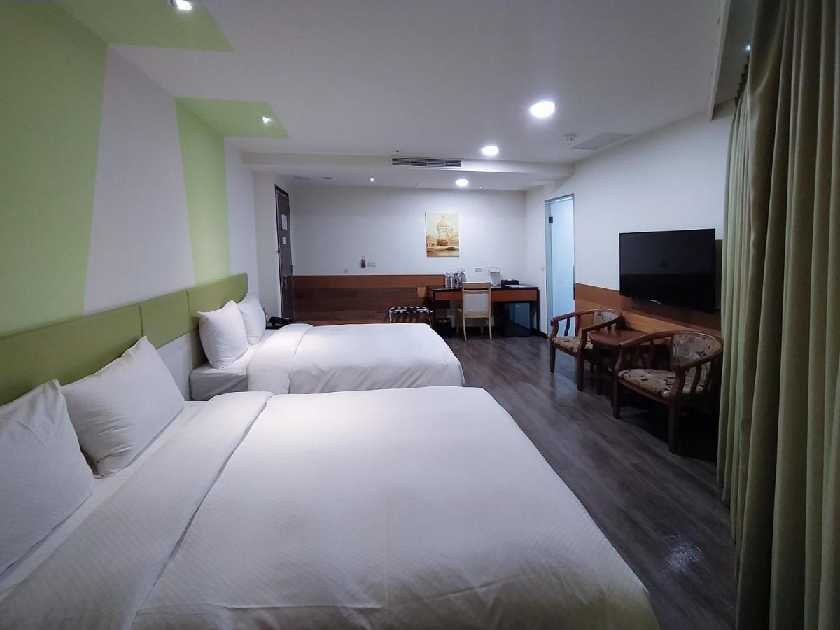 Hotel J Taoyuan Pingzhen Esterno foto