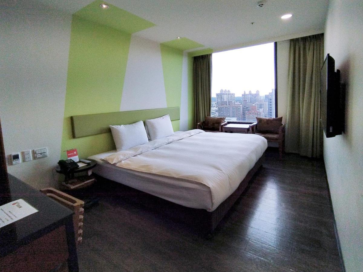 Hotel J Taoyuan Pingzhen Esterno foto