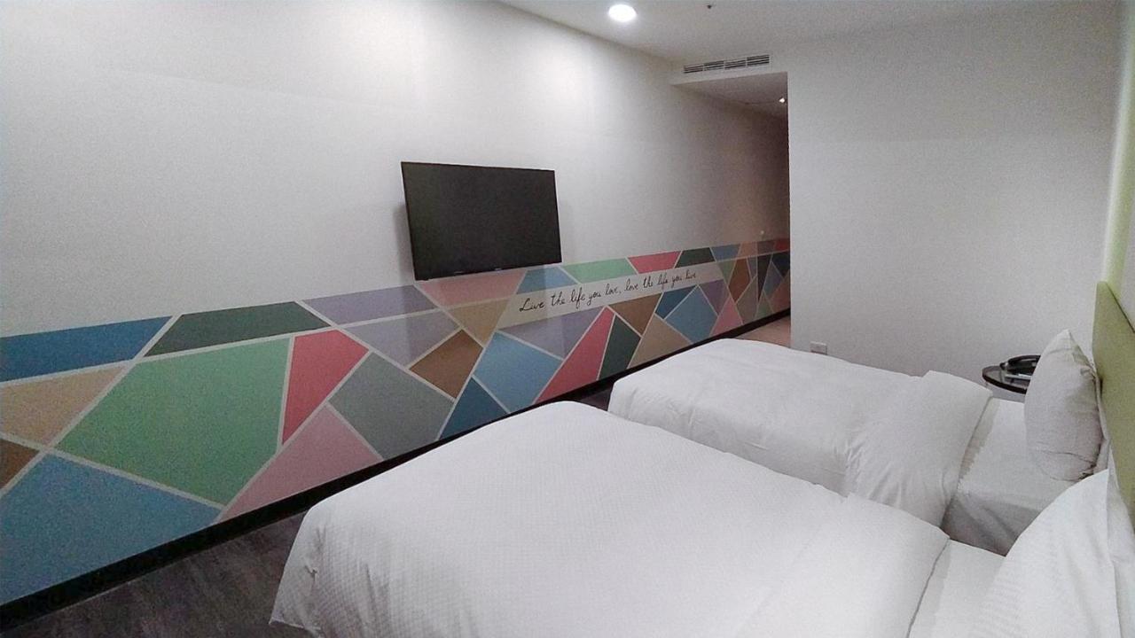 Hotel J Taoyuan Pingzhen Esterno foto