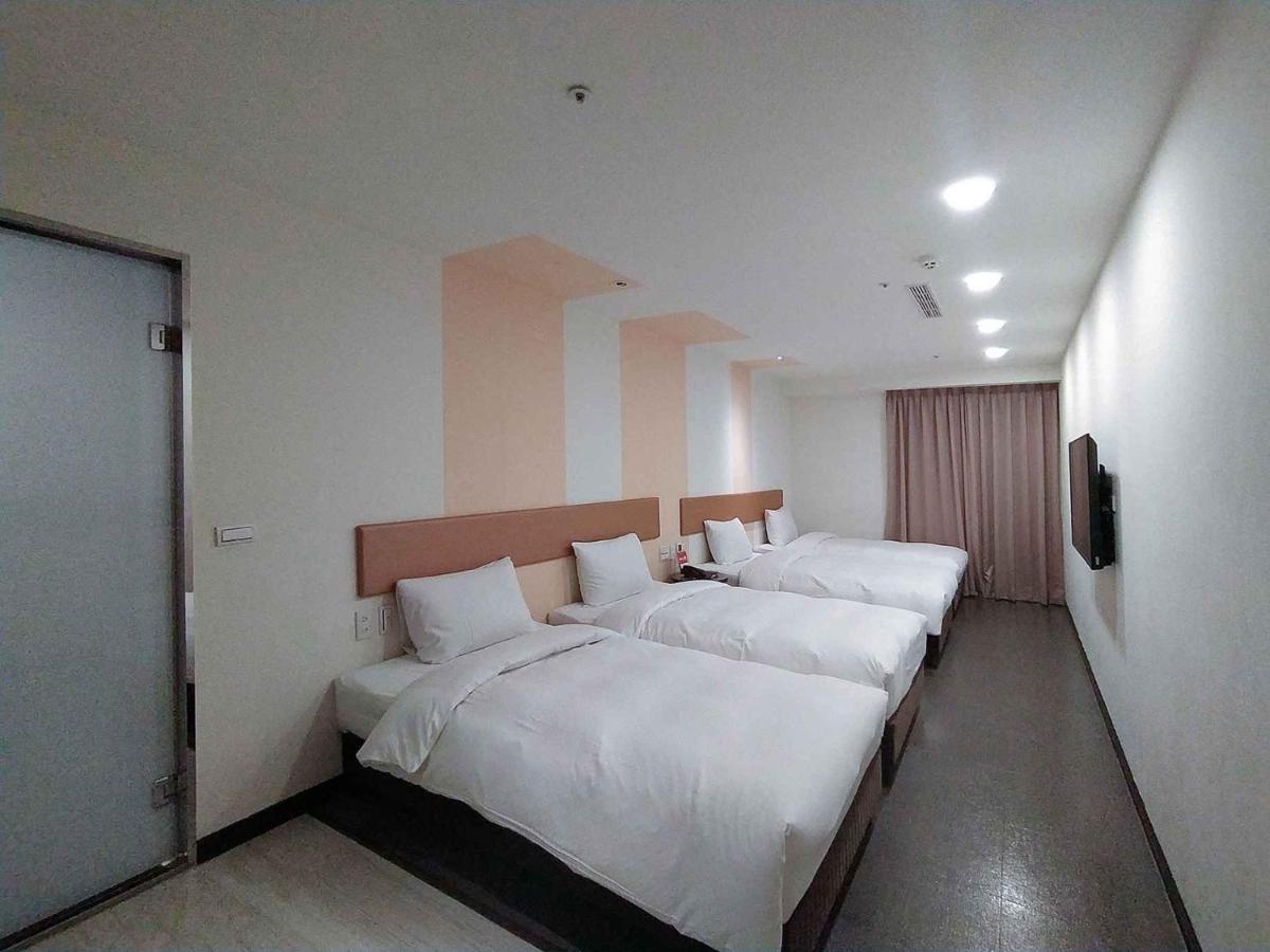 Hotel J Taoyuan Pingzhen Esterno foto